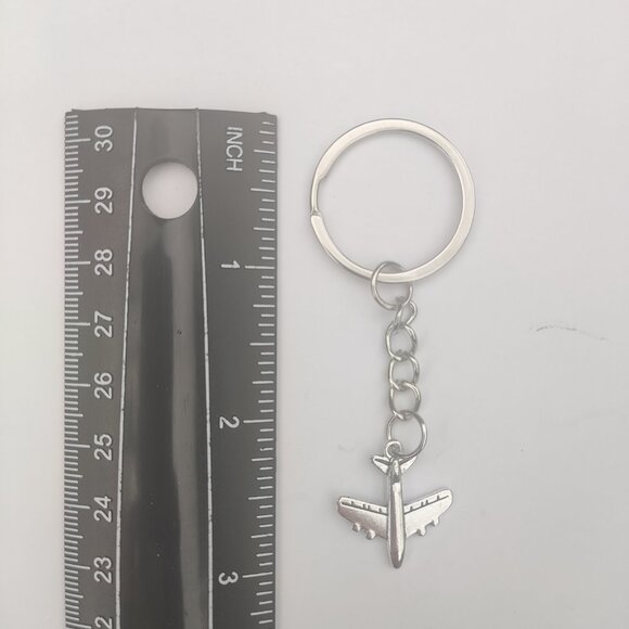 Airplane Keyring - Picture 4 of 5